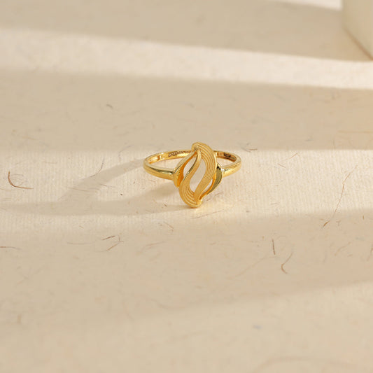 Intertwine Breeze Casual Gold Ring