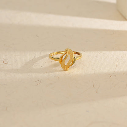 Intertwine Breeze Casual Gold Ring