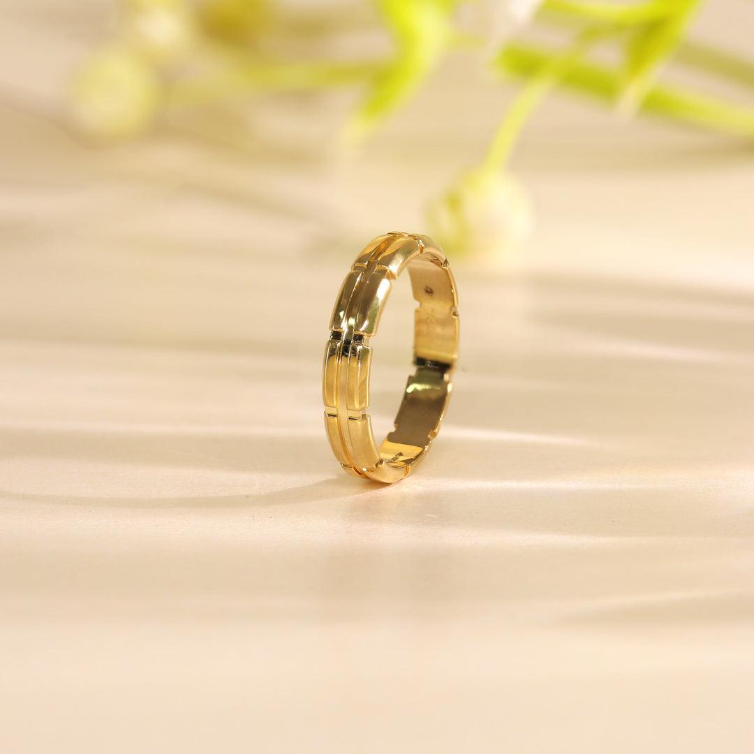 vivid band gold rings