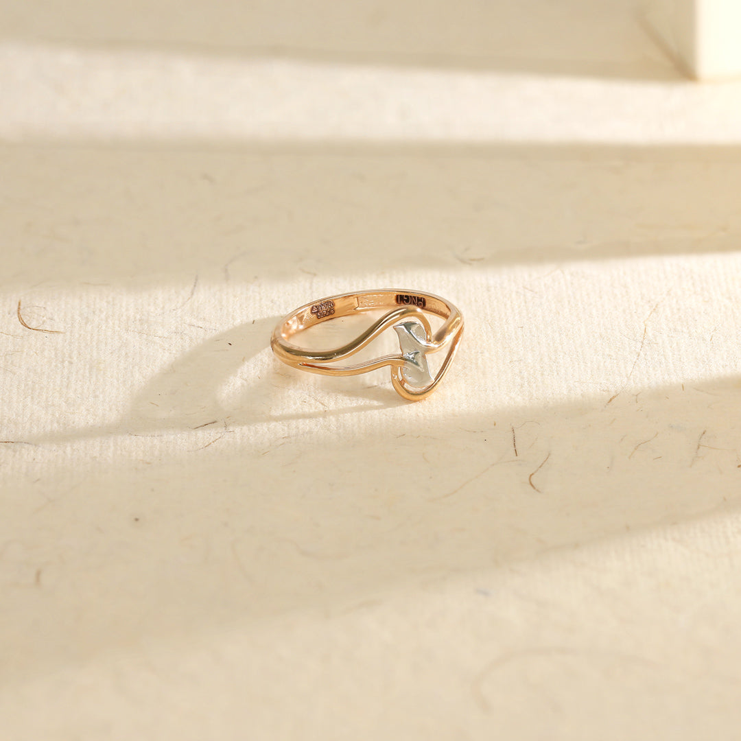 velin arc cocktail gold ring