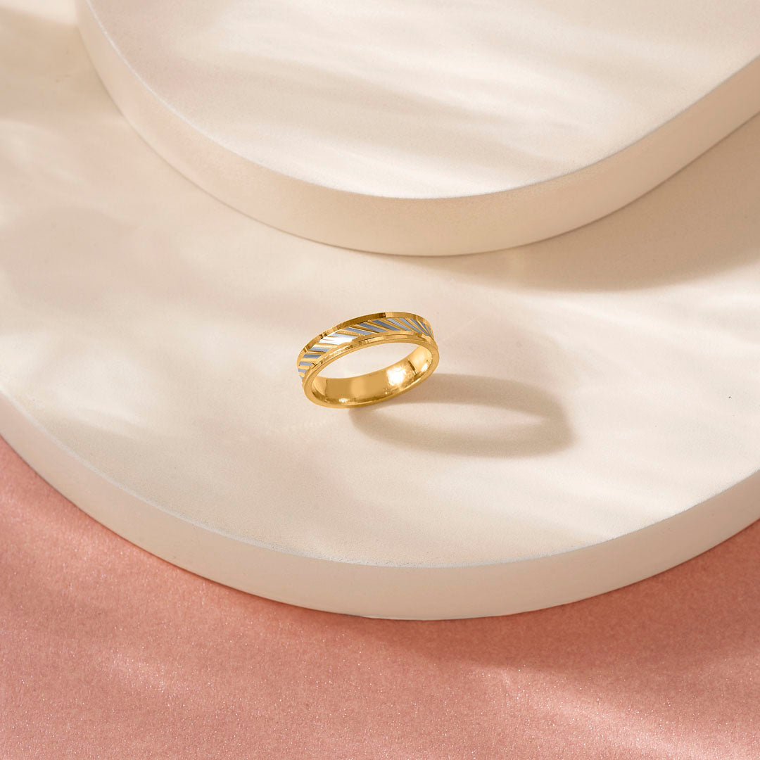 Linear Loop Women's Gold Ring