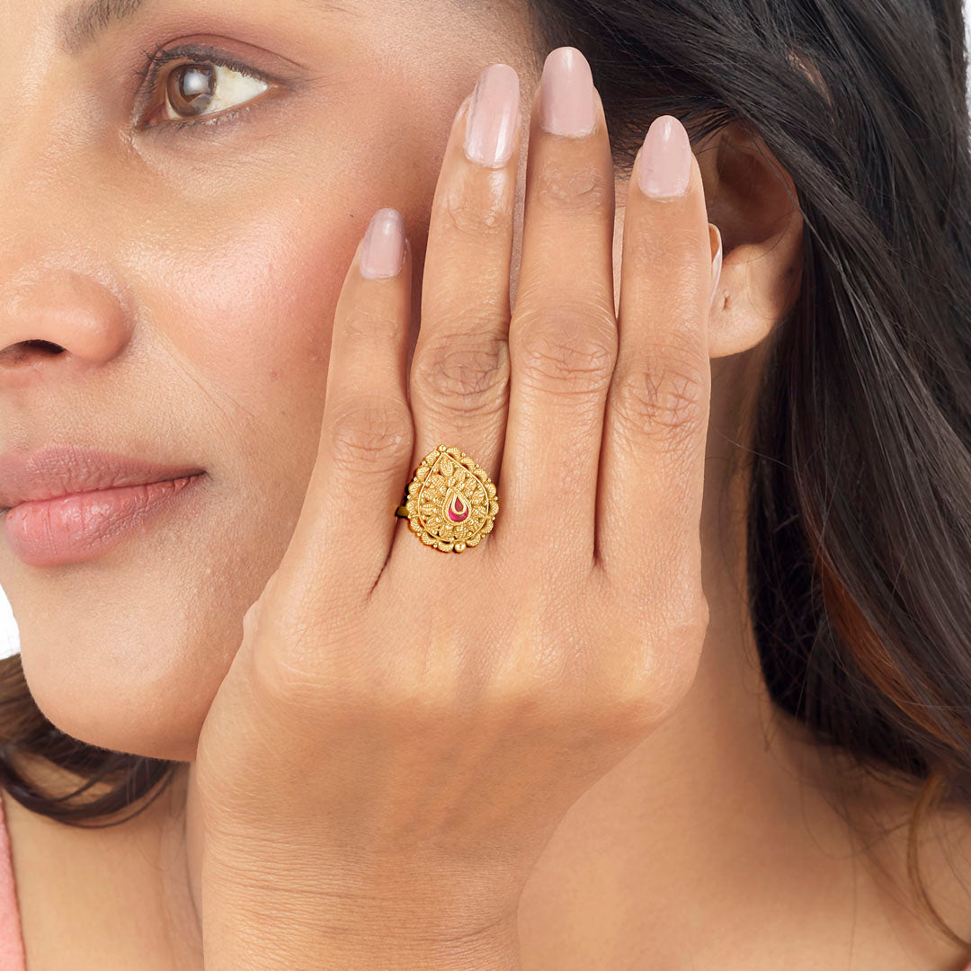 Sindura Traditional Gold Ring