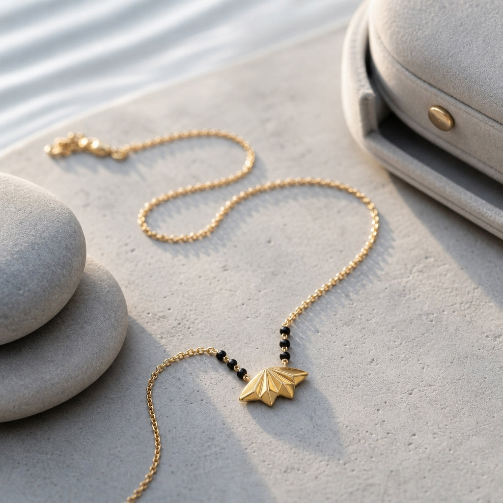 Edge Petal 9Kt Gold Mangalsutra