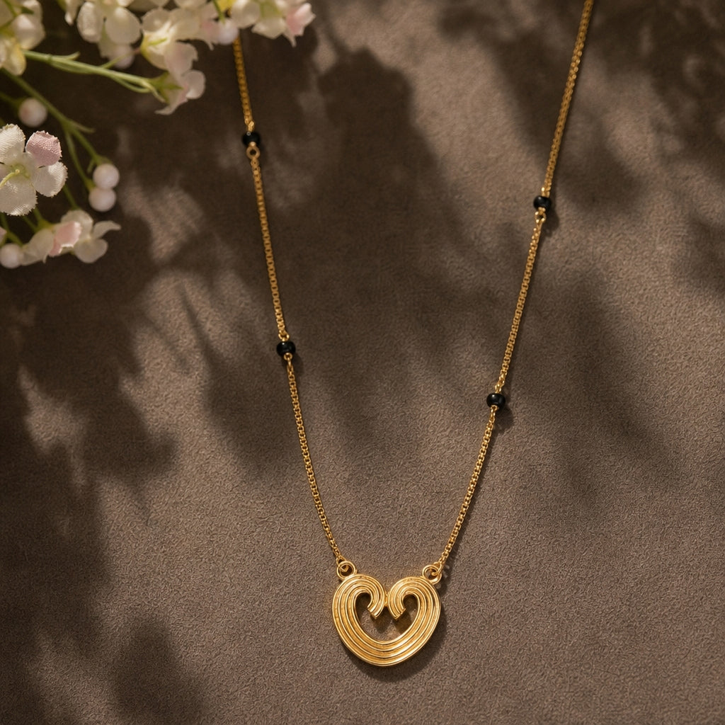 Heart Lines 9Kt Gold Mangalsutra