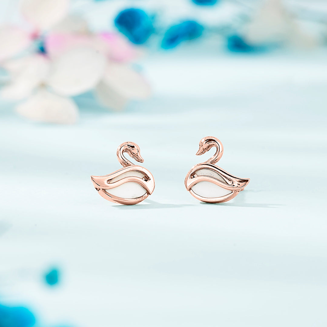 regalia swan gold stud earring for woman