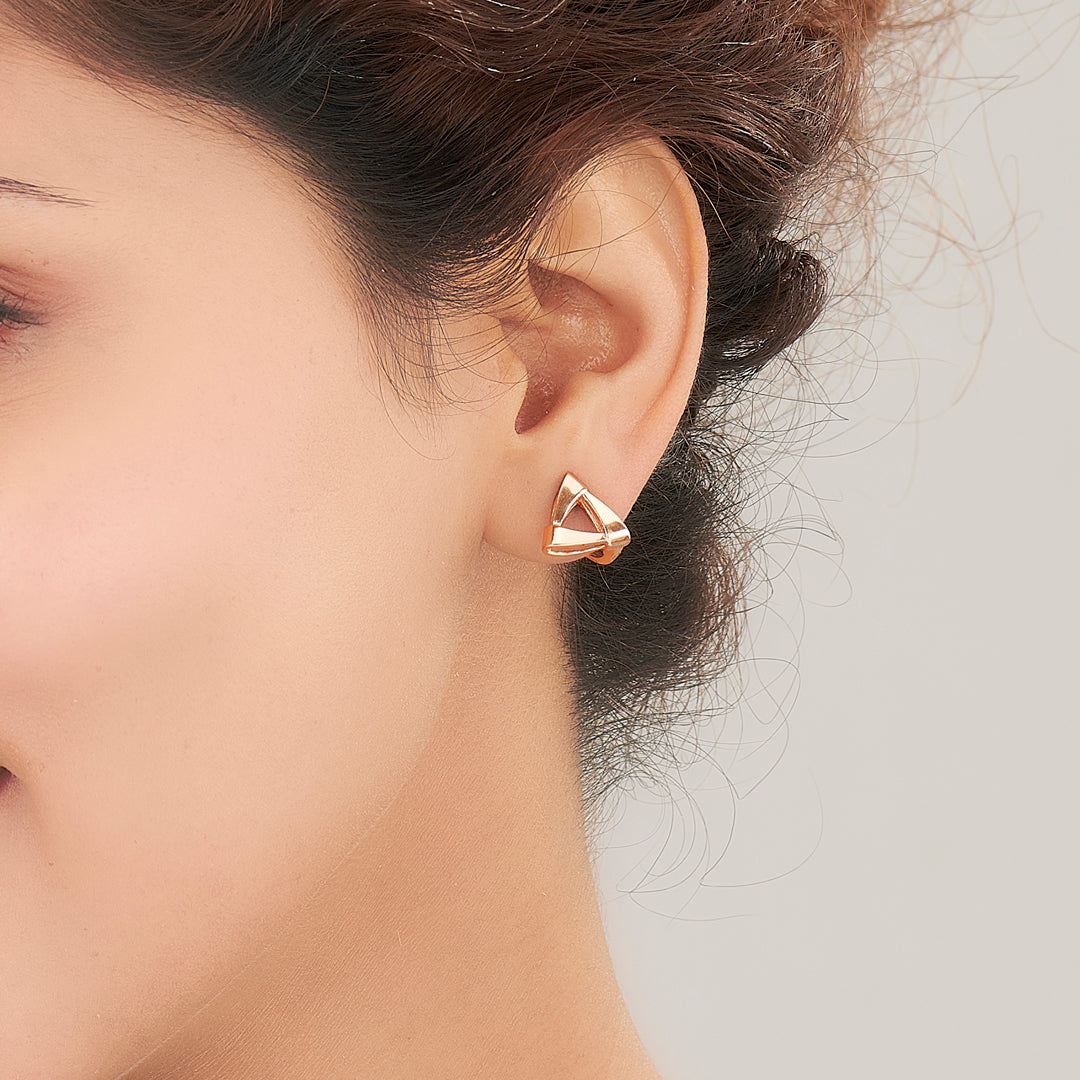 golden vertex gold stud earring for women