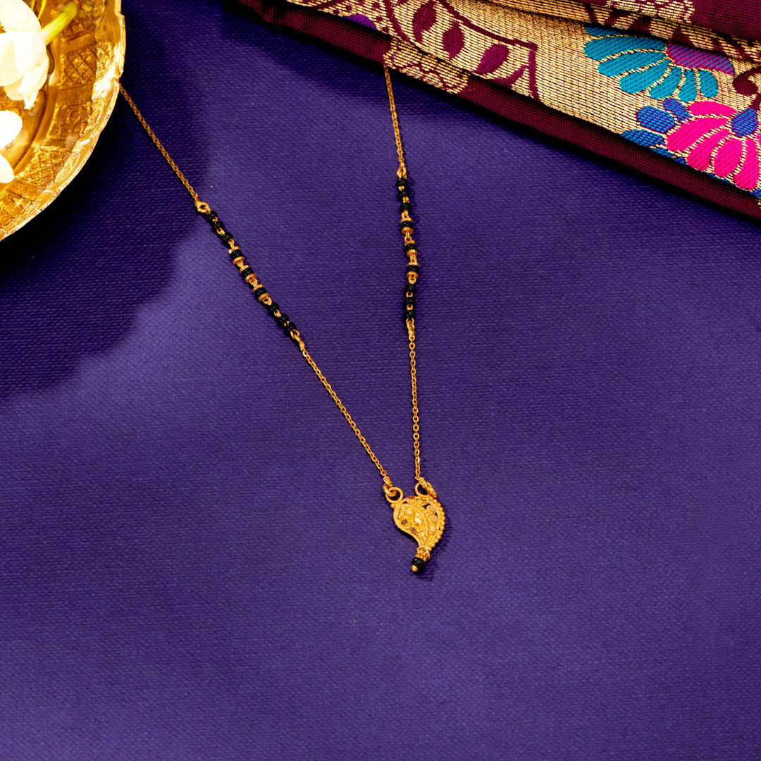 love knot 22 karat (916) yellow gold modern mangalsutra for women