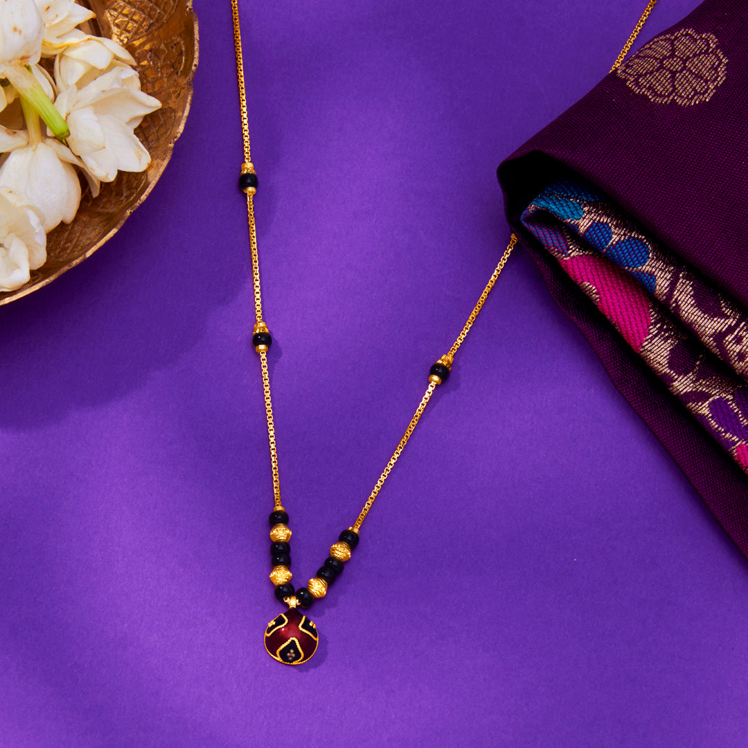Charming Wati Yellow Gold Wati Mani Mangalsutra For Women