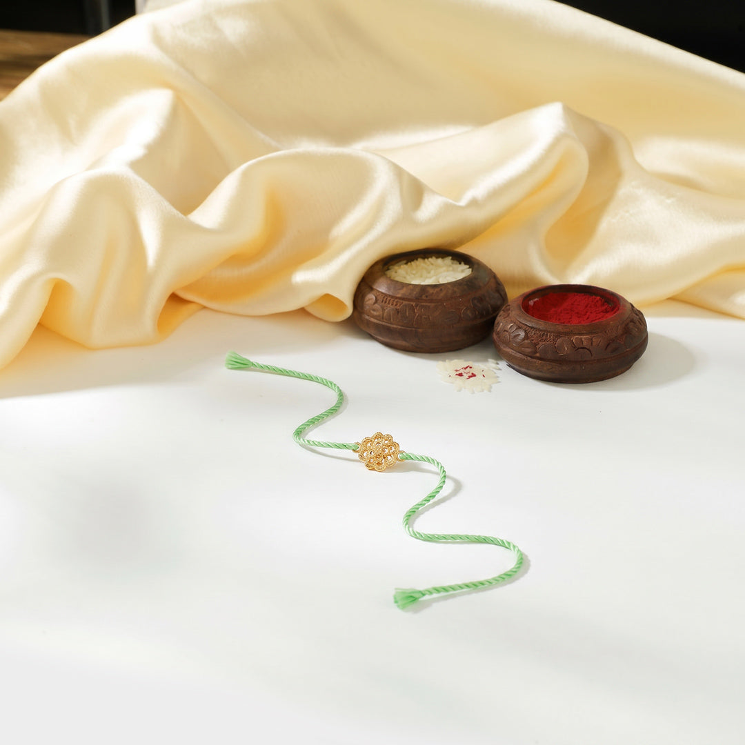Parampara Sutra Gold Rakhi