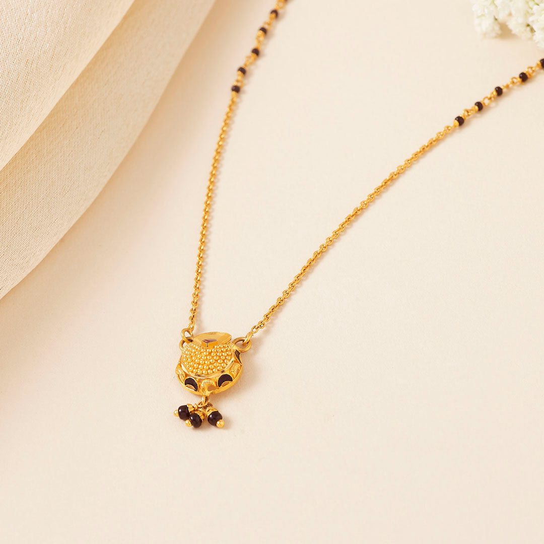 Charvi Traditional Gold Mangalsutra