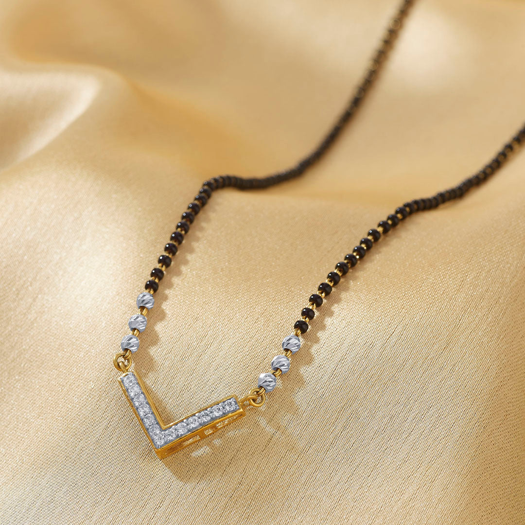 Vasantika Modern Gold Mangalsutra