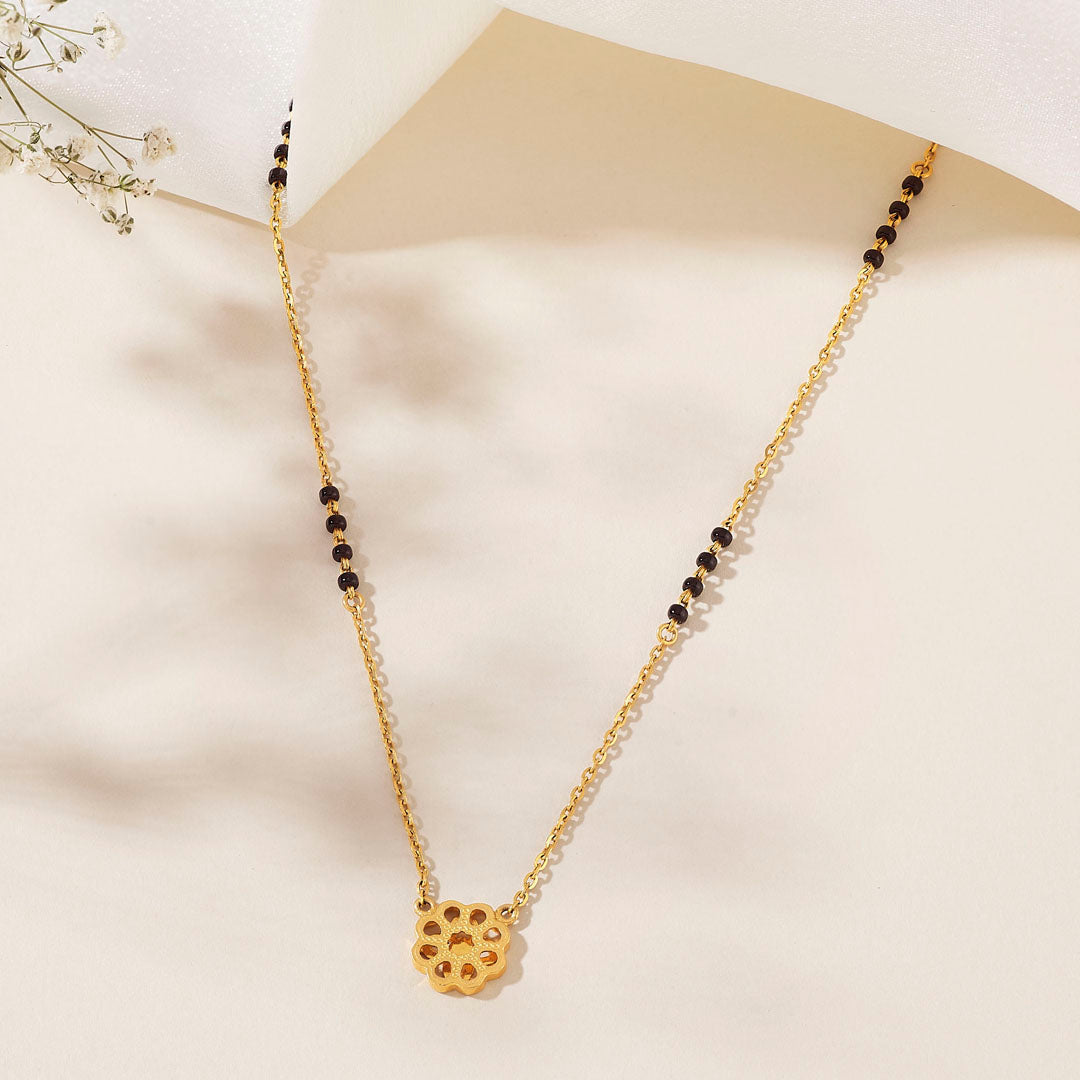 Madhurika Modern Gold Mangalsutra