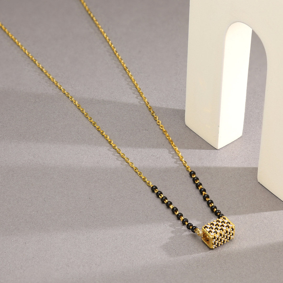 Soul String Gold Mangalsutra for Her
