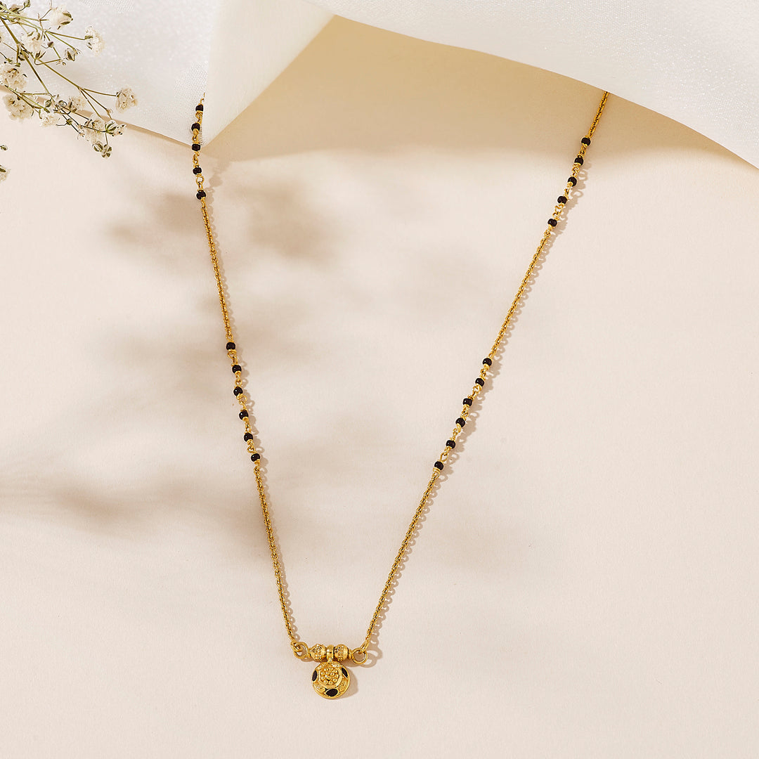 Prerna Watimani Gold Mangalsutra