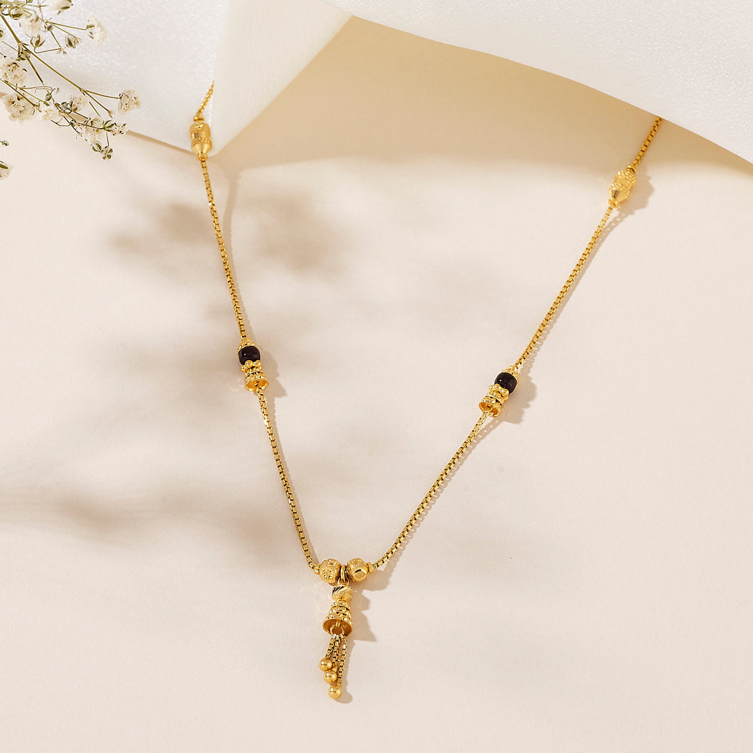 Gunjan Traditional Gold Mangalsutra