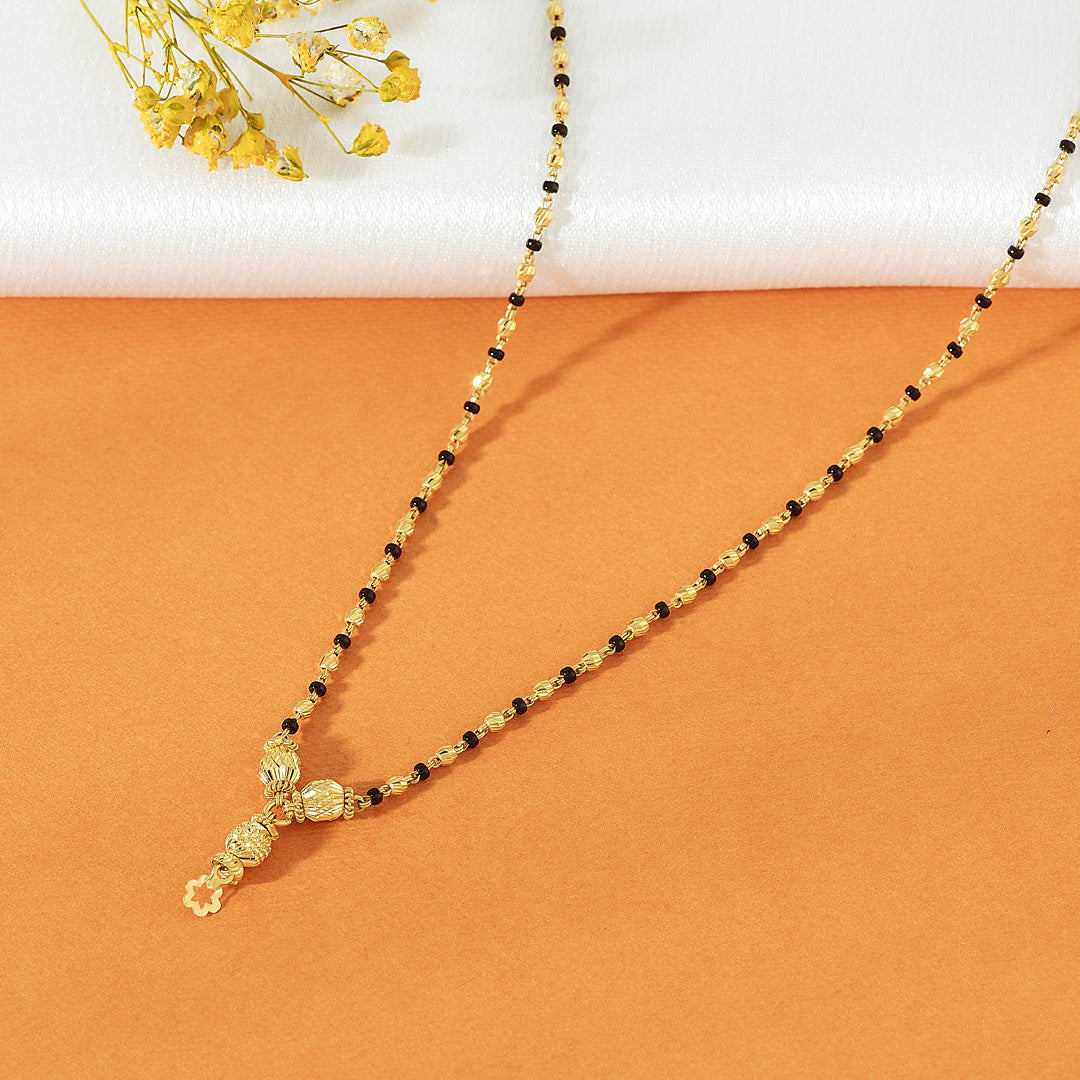 Mrinalini Modern Gold Mangalsutra