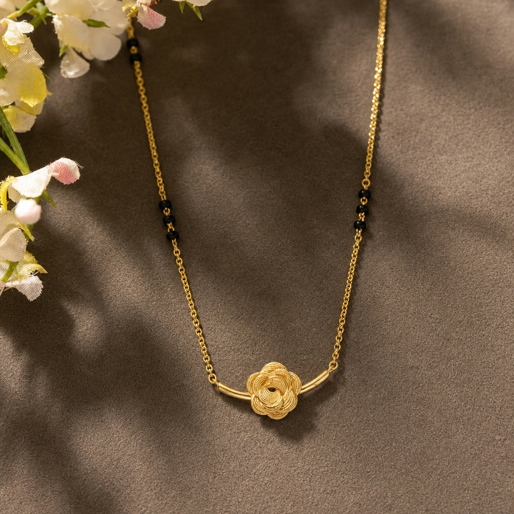 Blooming Flower 9Kt Gold Mangalsutra
