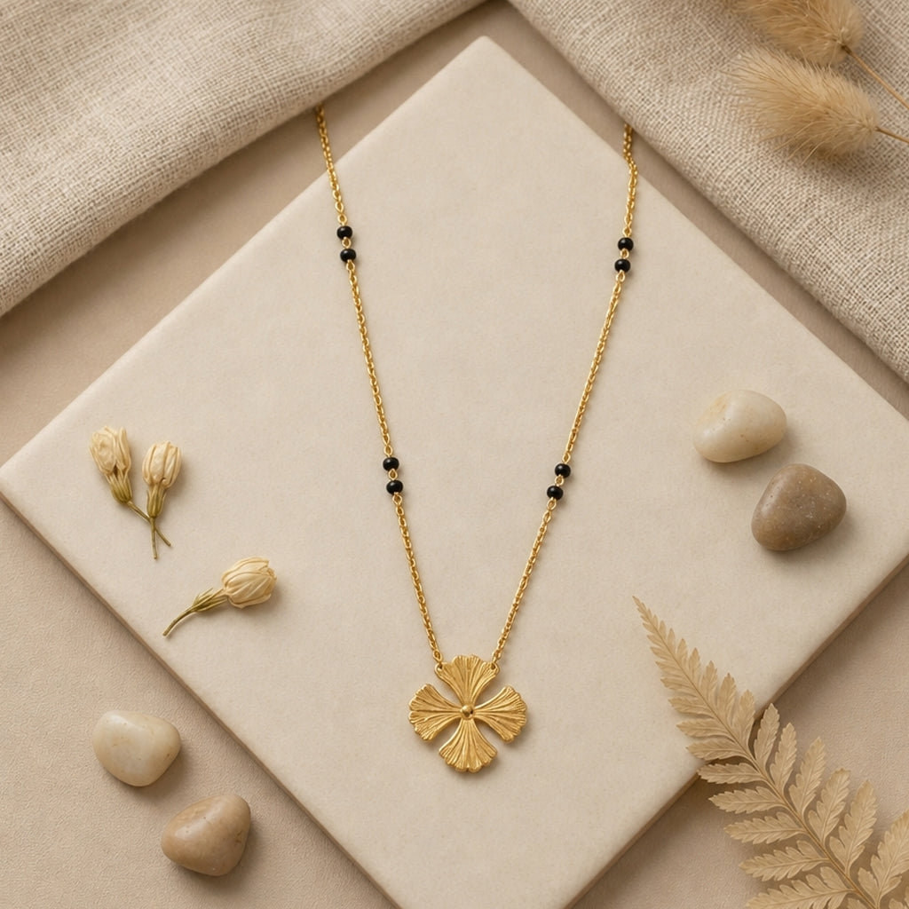 Radiant Clover 9Kt Gold Mangalsutra