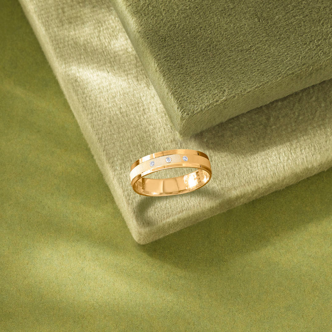 Texture Align Men's Gold Ring