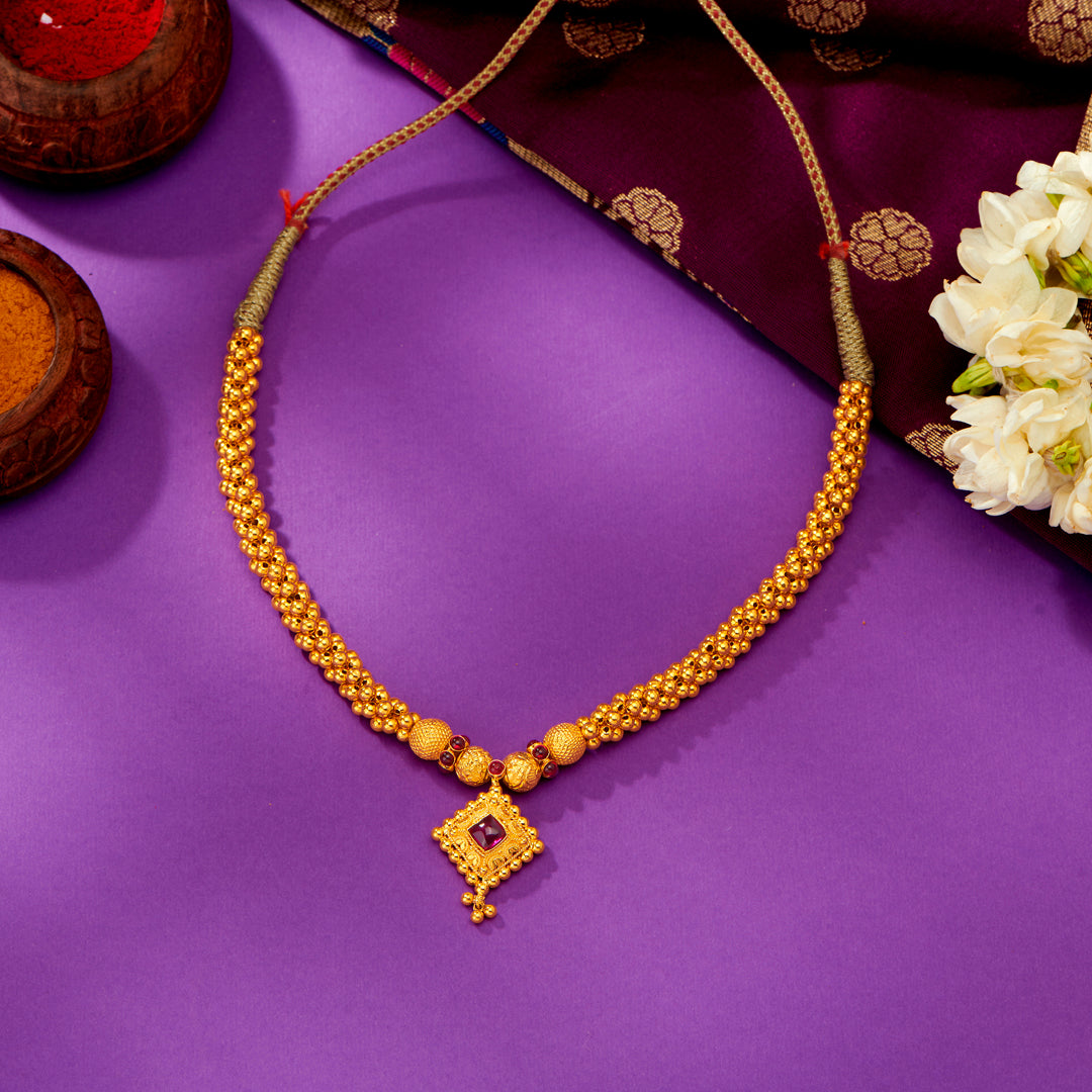 Hridaya Yellow Gold Thushi Necklace For Women