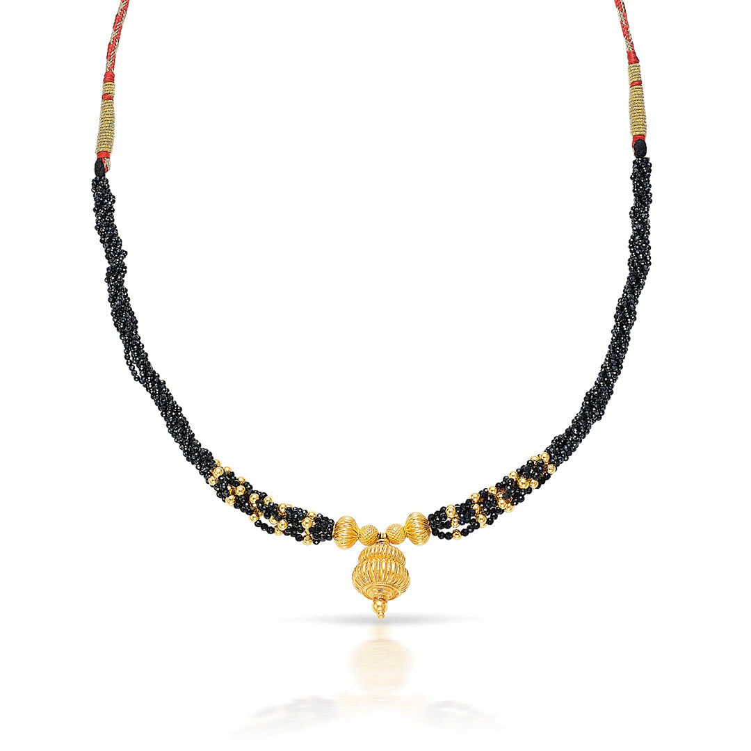 black gem yellow gold thushi necklace for women