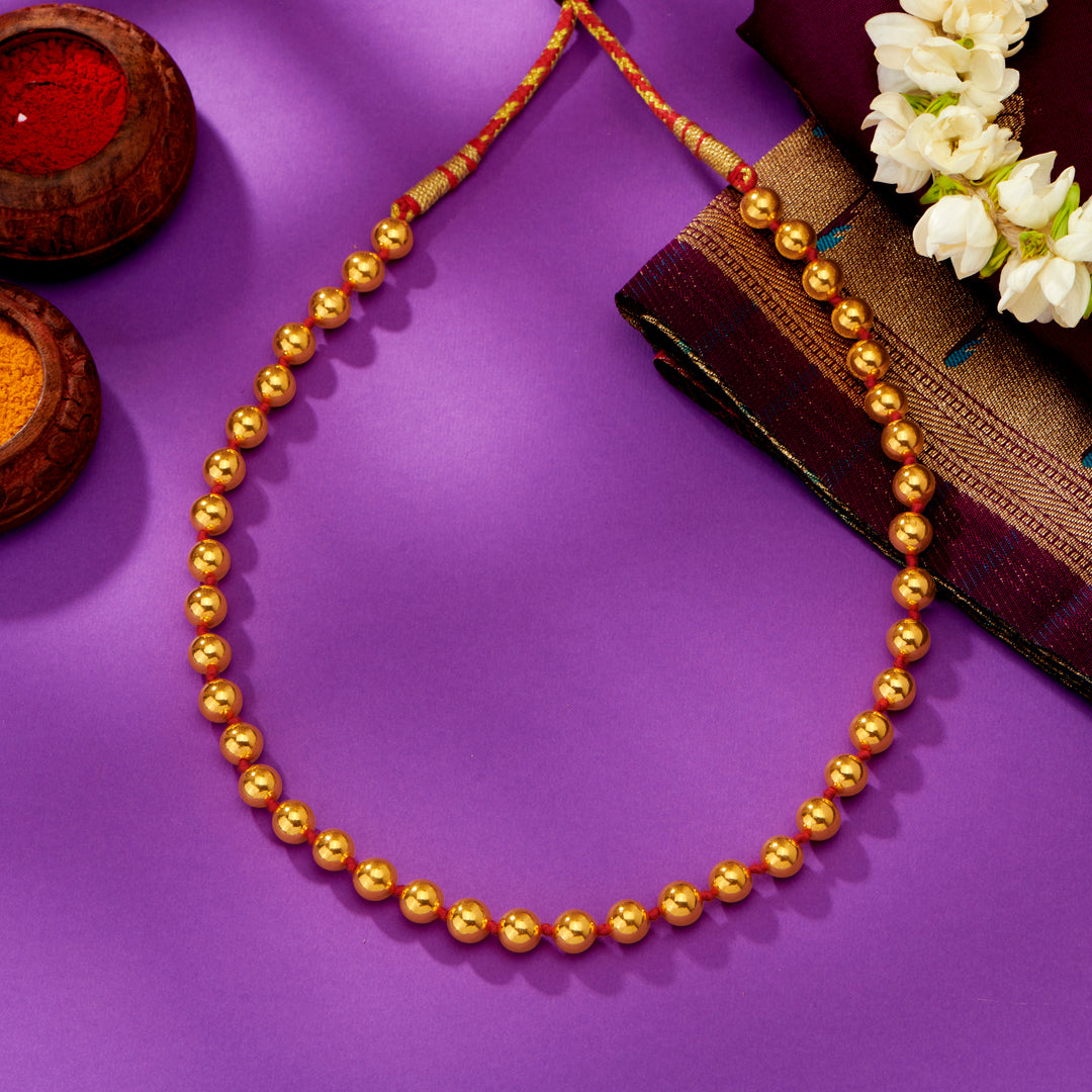 Ornate Yellow Gold Thushi Necklace For Women