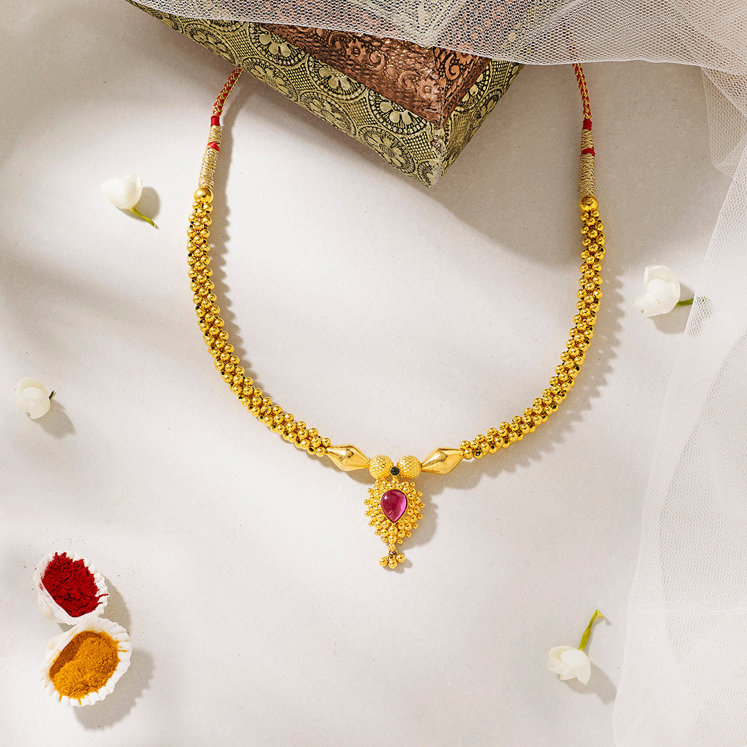 Ratnarekha Thushi Gold Necklace For Women