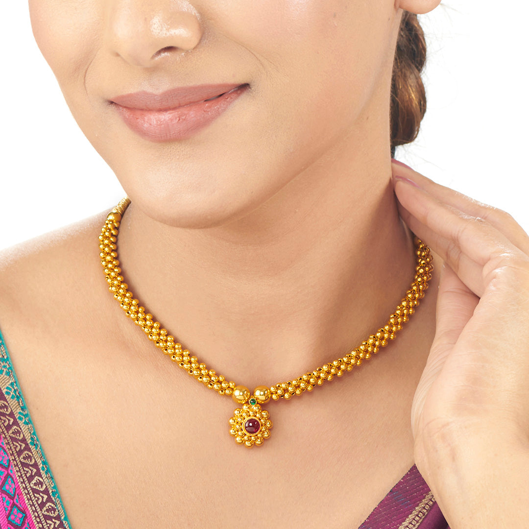 Manjiri Thushi Gold Necklace For Women