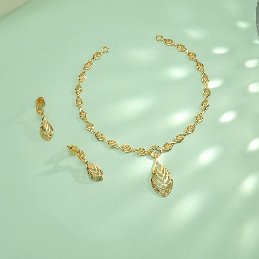 leaflet lux gold necklace