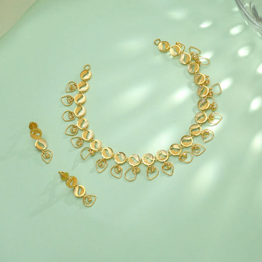 Swirl Treasure Gold Necklace for Her