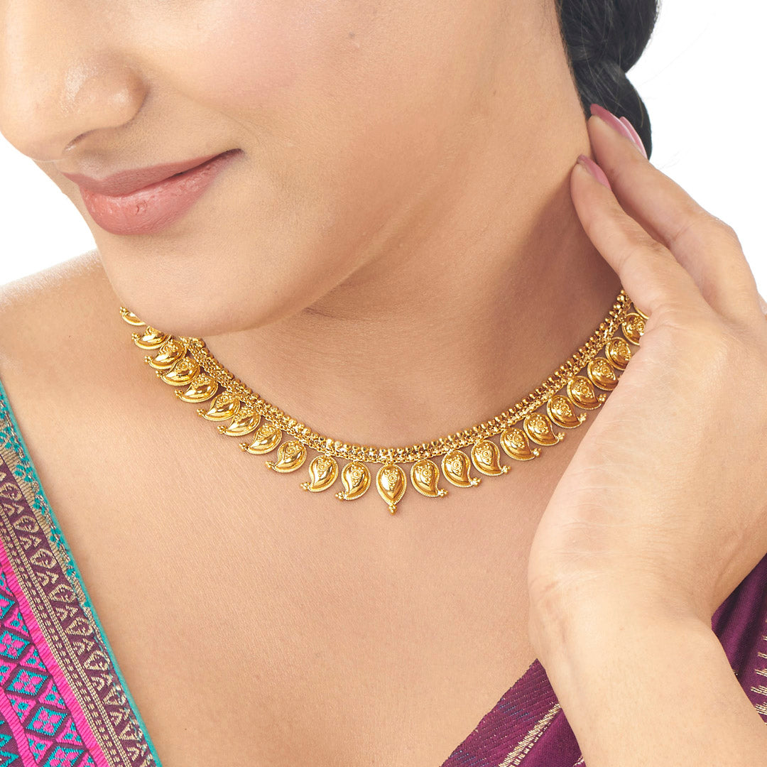 Aditya Mala Short Gold Necklace For Women