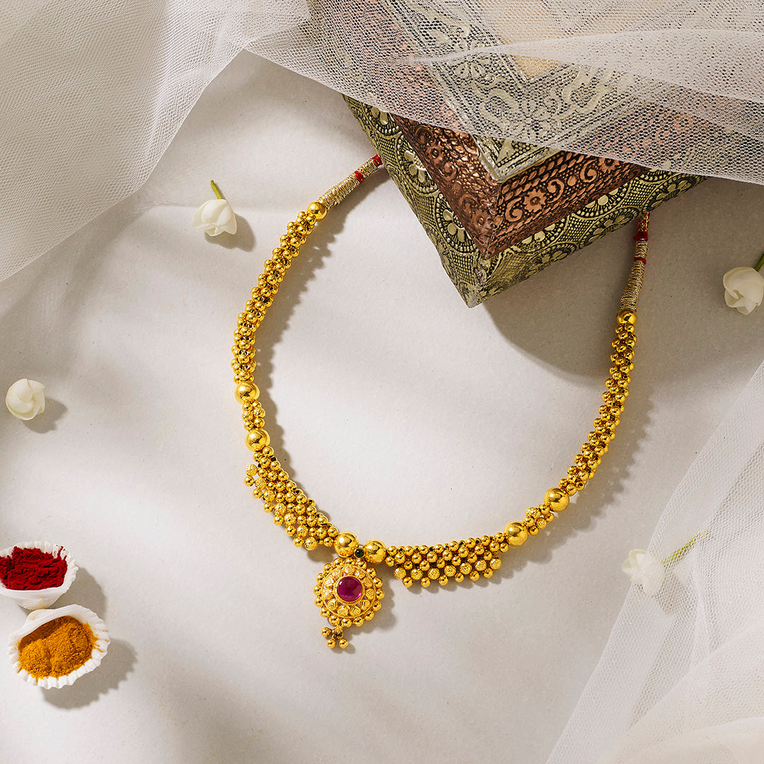 Kanakratna Thushi Gold Necklace For Women