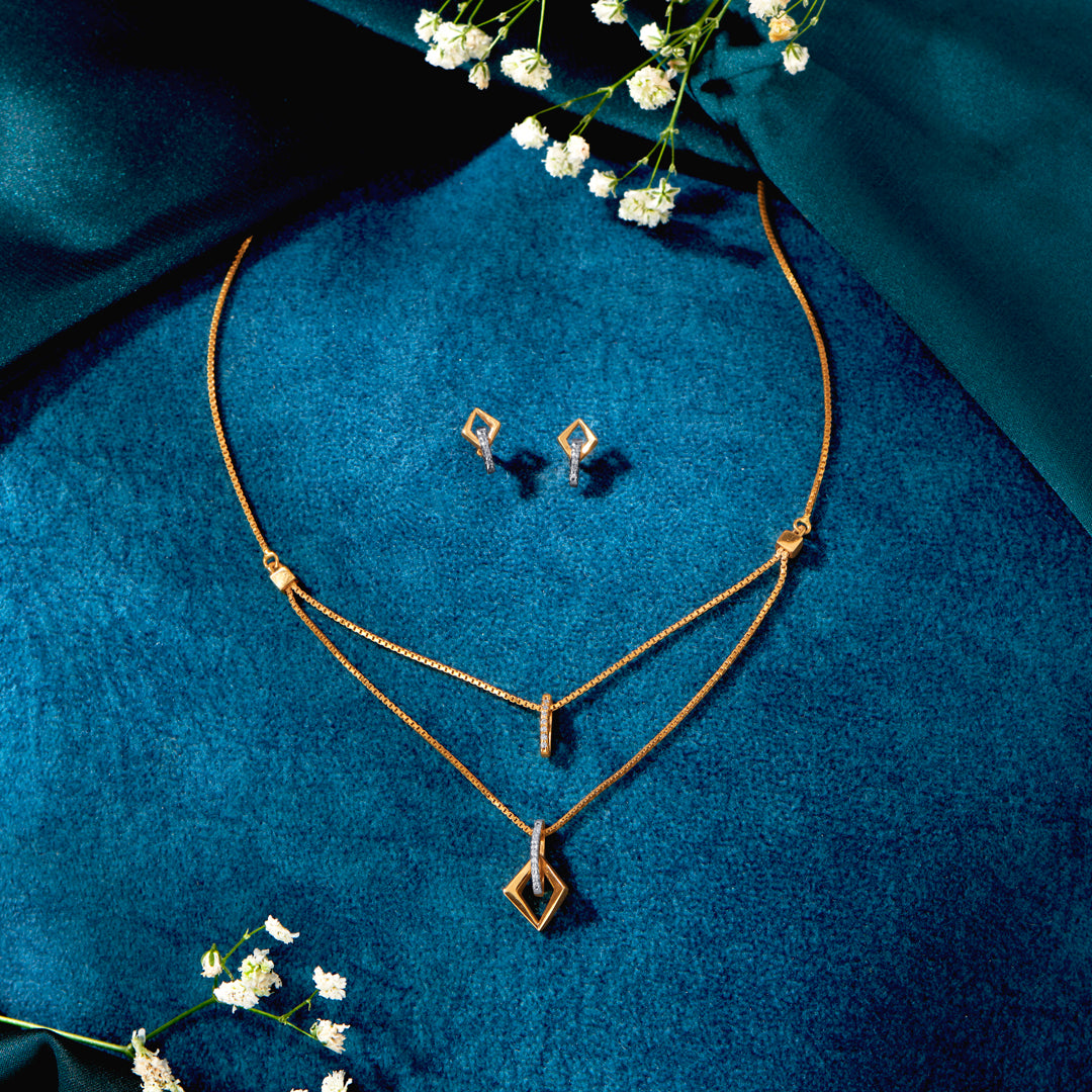 Harmonic Edge Yellow Gold Necklace For Women