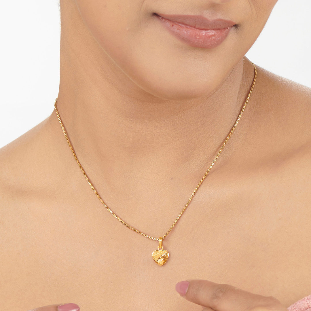 Endless Affection Heart Gold Pendant