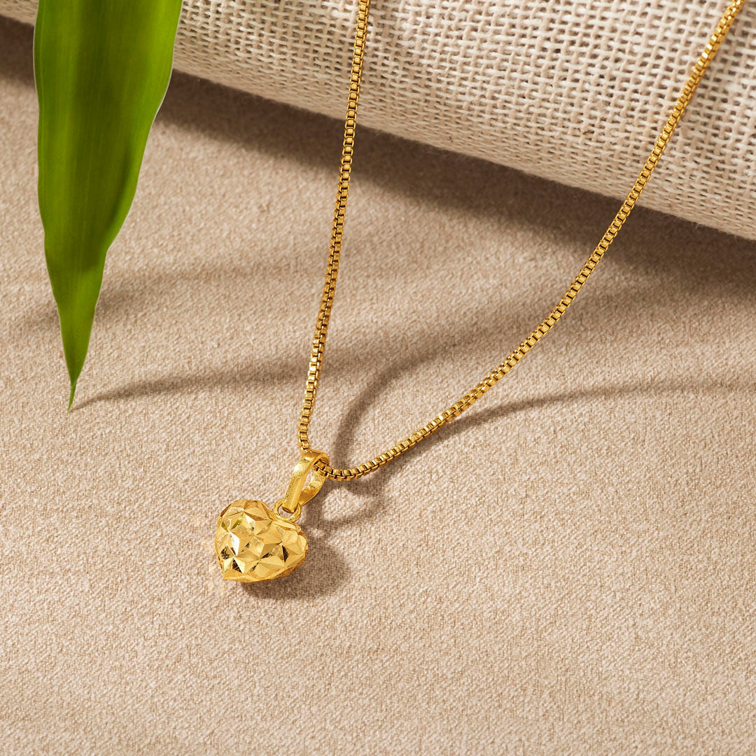 Muse Aura Heart Gold Pendant