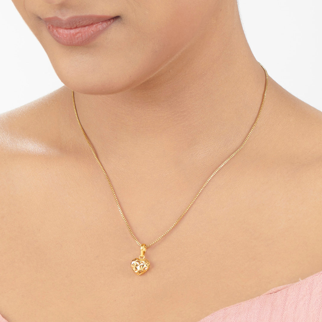 Muse Aura Heart Gold Pendant