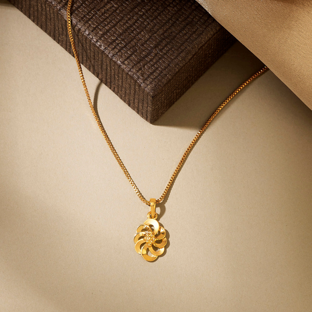 Swirl of Gold Classic Gold Pendant
