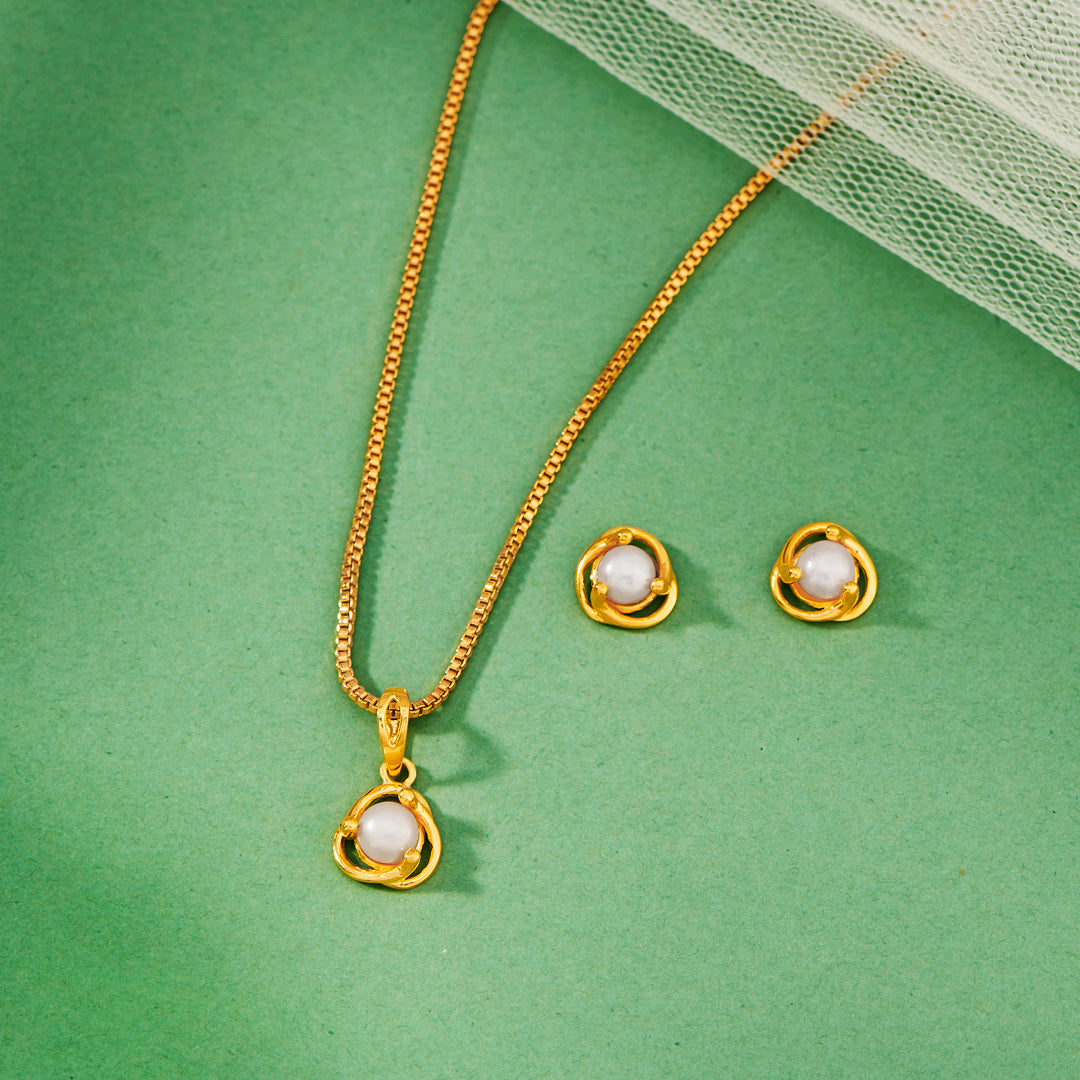 pearl bloom gold pendant set