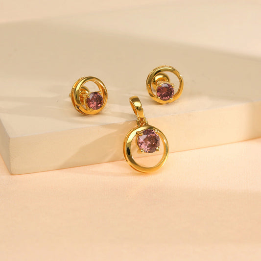 Linear Lattice Gold Pendant for Her