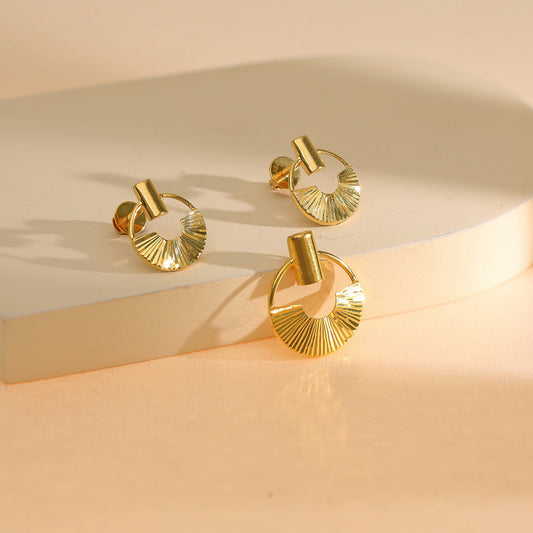 Classic RimLux Gold Pendant for Her