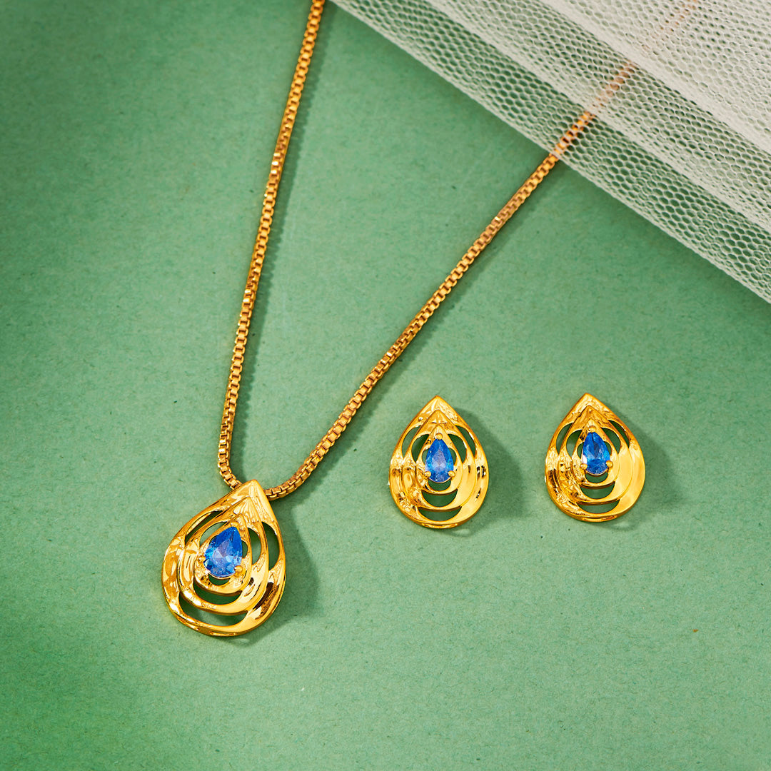 Sapphire Glow Gold Pendant Set