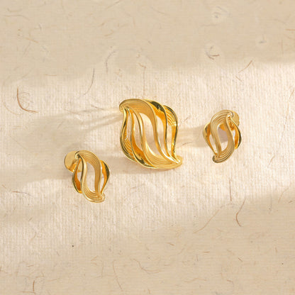 Eternal Flame Pendant Set Gold Pendant