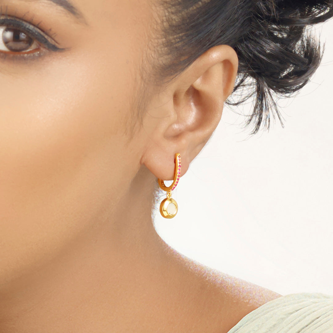 Ethereal Disc Hoop & Huggie Gold Earring