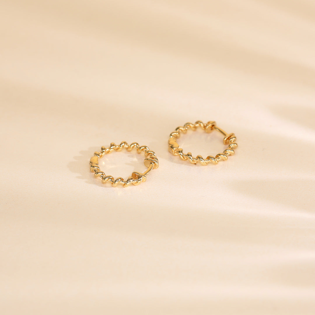 gleam wreath hoops & huggies gold earrings