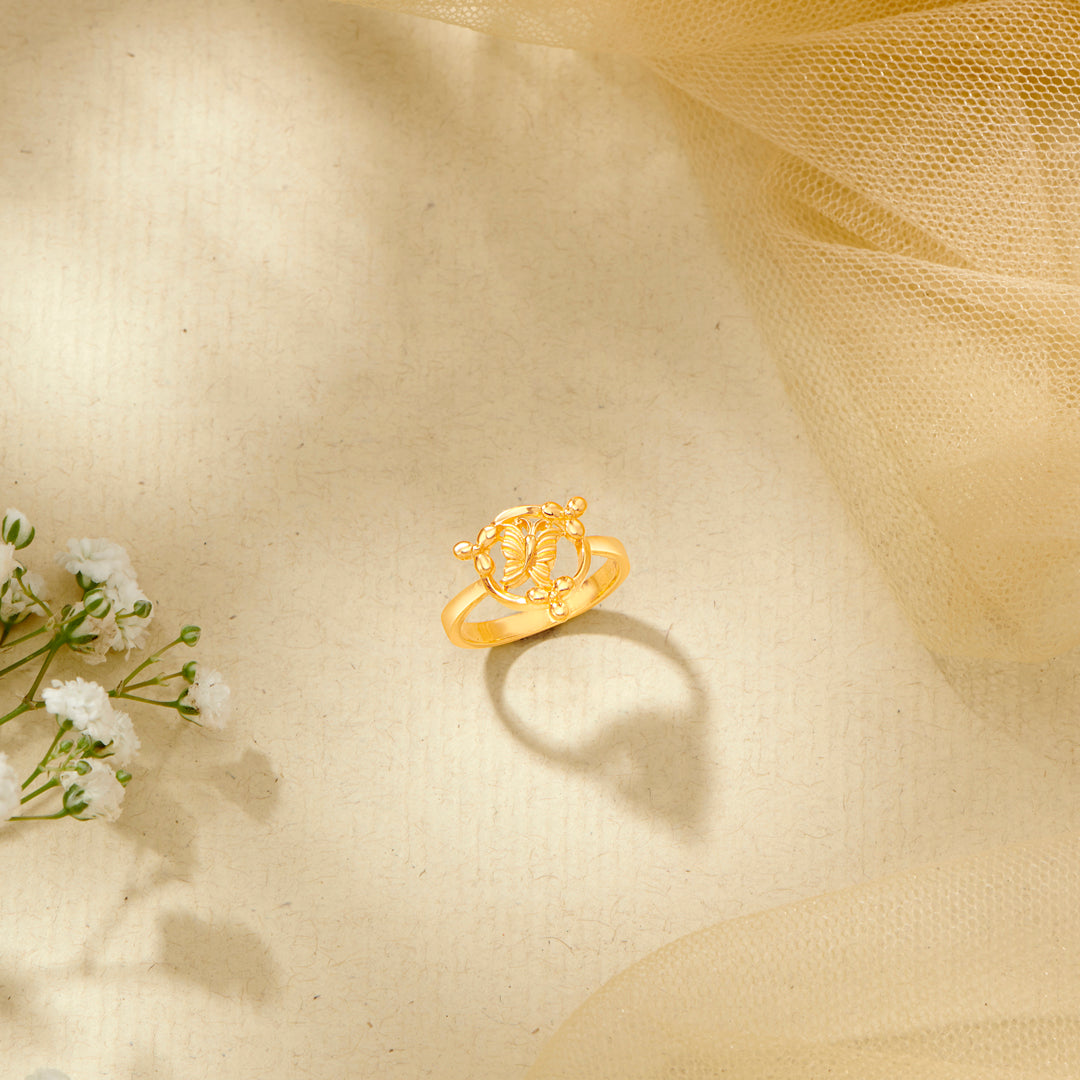 Contempo Loop Gold Casual Ring For Women