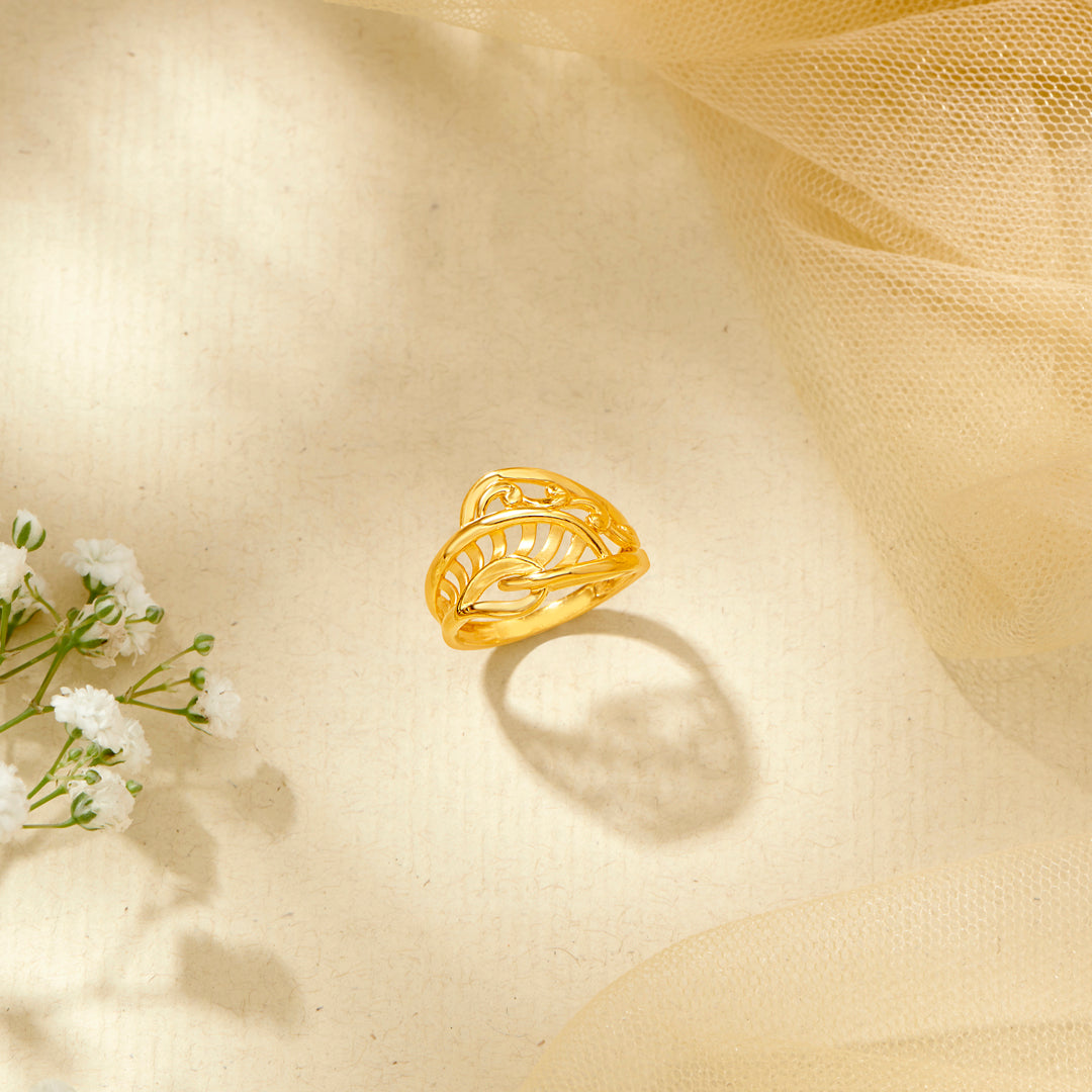 Elysian Twist Gold Fashion Ring For Women