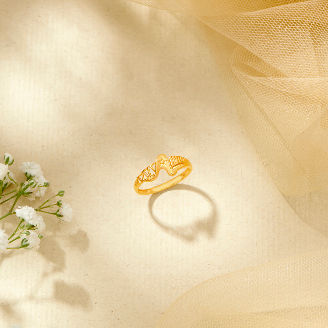 Iris Elegance Gold Casual Ring For Women