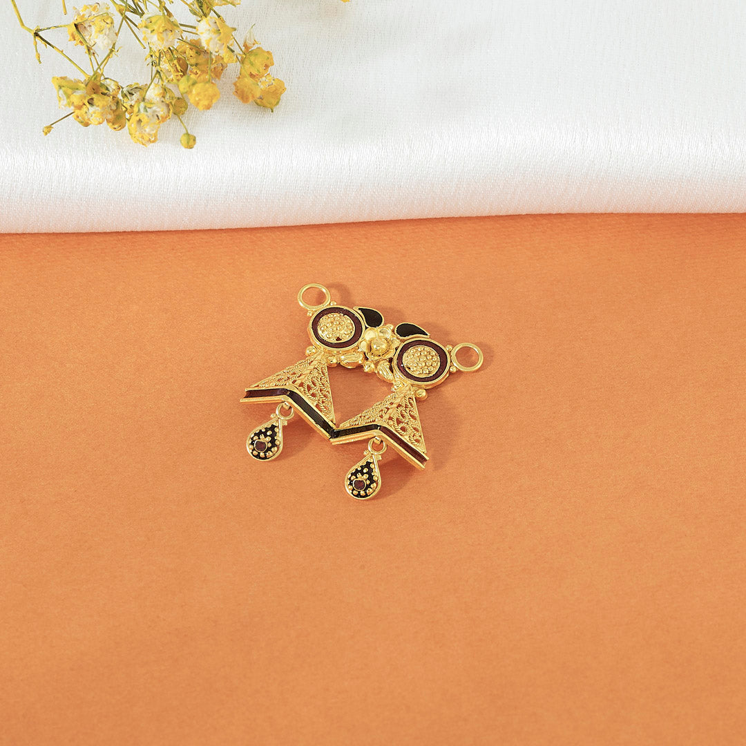 Riva Traditional Gold Mangalsutra Pendant
