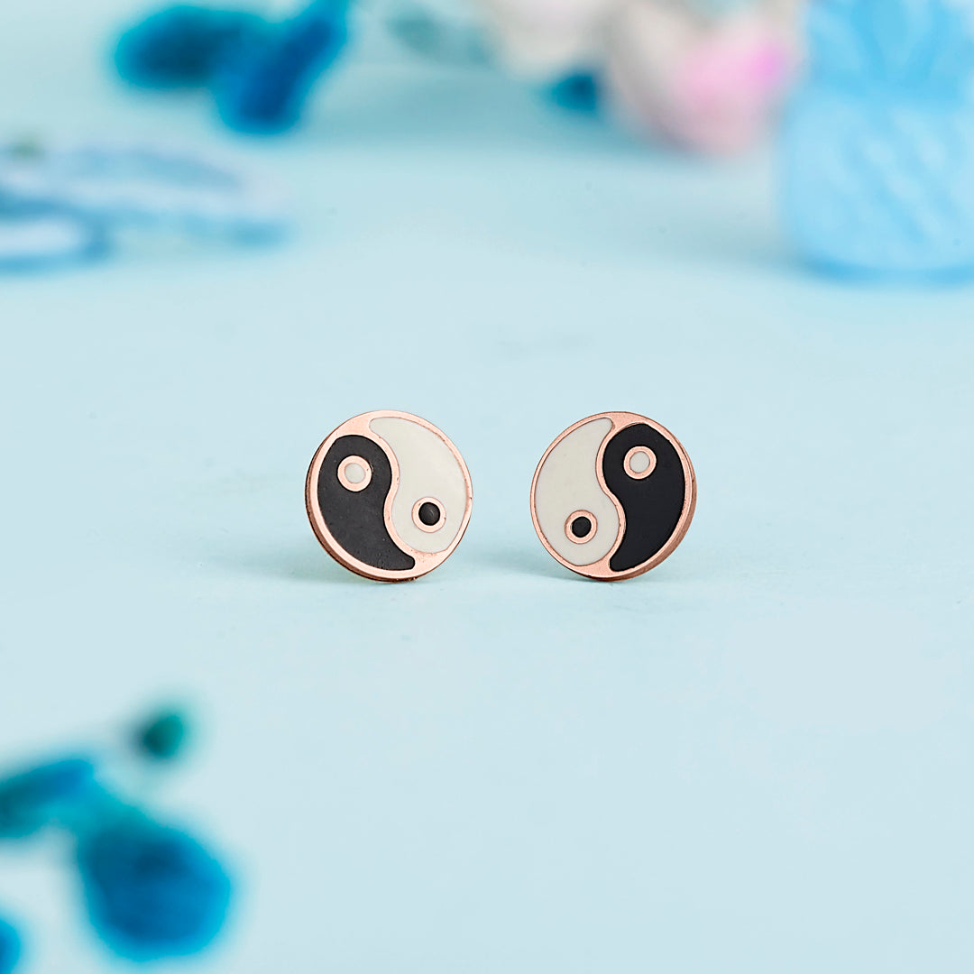 yin-yang gold stud earring for kids