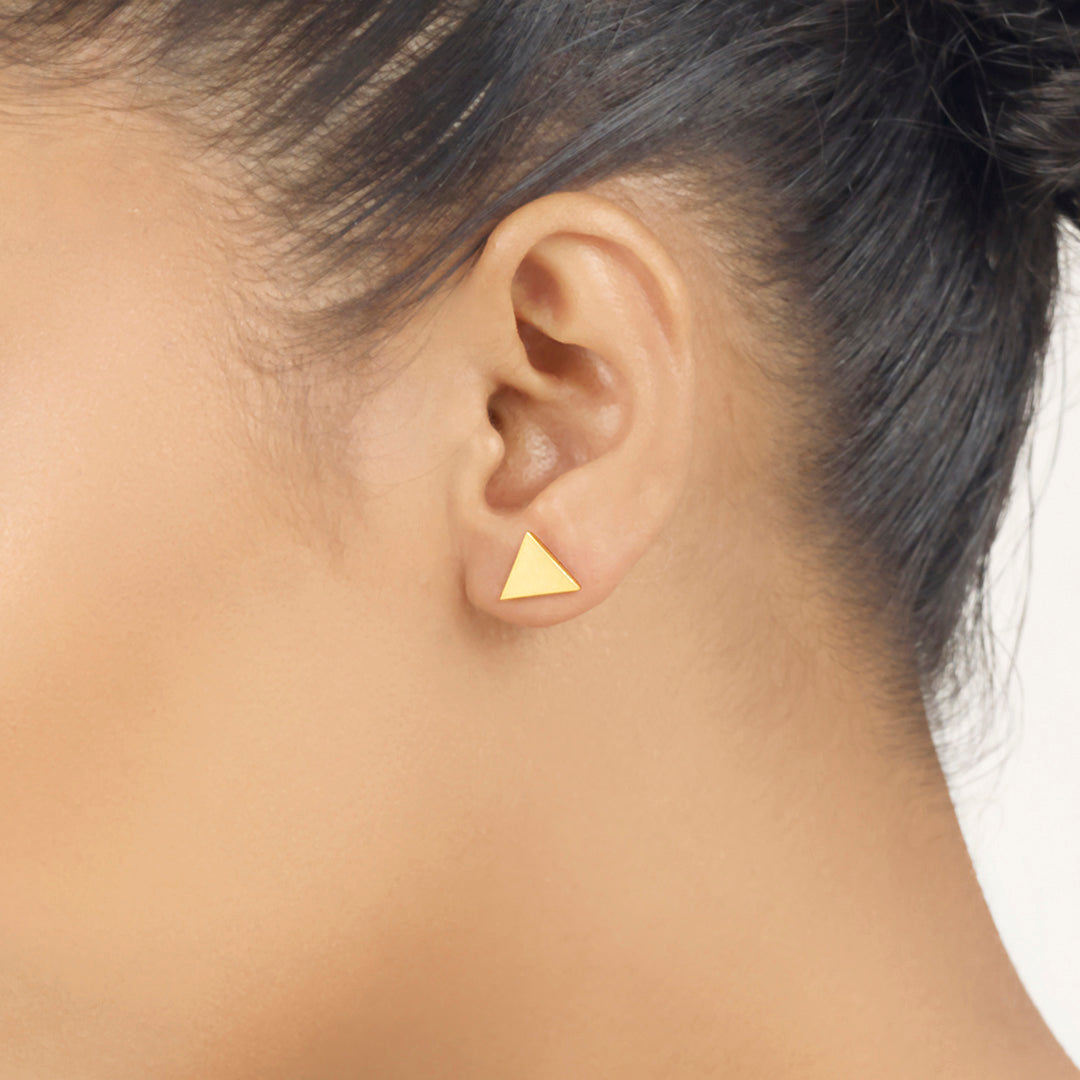 delta shine stud gold earring